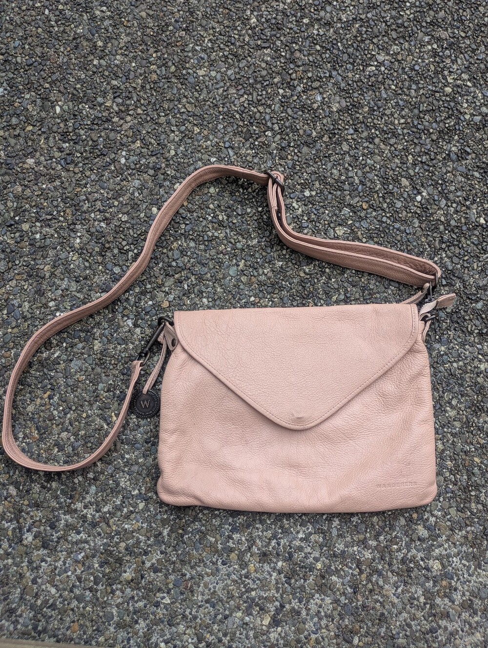 Wanderers Travel Co The Marseille Crossbody Clutch Blush